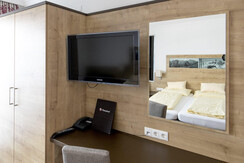 Doppelzimmer mit Balkon