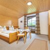 Photo of Multi-bed room with shower, WC (2-3 pers.)