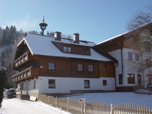Haus_Enelhardt_Weber_-_Winter | © Gerhard