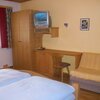 Photo of double room with shower, WC