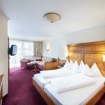 Photo of Suite, shower, toilet