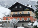 Haus (2)