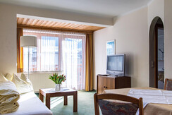 Appartements-Monuth-Appartement15-Wohnraum-Bild1