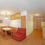 Photo of apartment/2 bedrooms/bath tub, WC