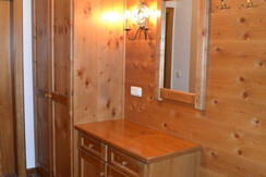 Garderobe 16