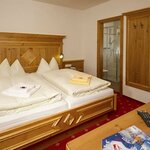 Photo of Apartment, shower, toilet, 2 bed rooms