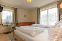 Dreibettzimmer