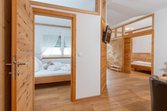 Hotel Bärenwirt_Fewo Romantik Planai_Schlafzimmer