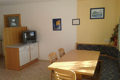 Esstisch,gr.Wohnung