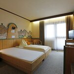 Photo of Single room "Dachstein" with balcony - BB (from 7 nights)