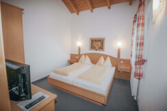 WieshofStJohann_ap_15