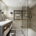 Photo of apartment/1 bedroom/bath tube, WC