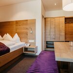 Photo of Hotel suite, bath, toilet, 1 bed room