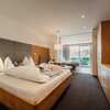 Photo of Hotel suite, shower or bath, toilet, 1 bed room