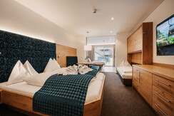 Saphir 1