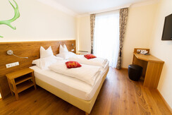 App 5 Schlafzimmer