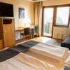 Photo of double room with shower, WC