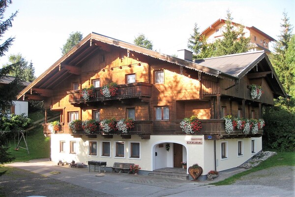 Apartmenthaus-Sommer