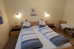 Doppelzimmer 1