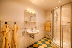 Badezimmer Appartement Enzian