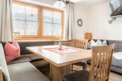20231218_AppartmentArnoldgutInnen_257-HDR_klein