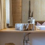 Photo of Double room, shower and bath, toilet, 1 bed room