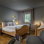 Photo of 4-bed room, bath, toilet 1 night