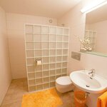 Photo of Triple room, shower, toilet | © B&B Landhaus Vierthaler