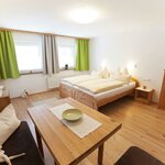 Photo of Family room, shower, toilet | © B&B Landhaus Vierthaler