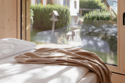 biyou Bett cabin