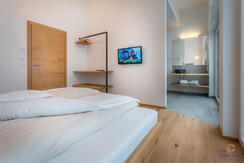 Loft - 1. Bed room with en-suite bathroom
