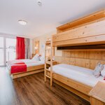 Photo of room with 4 beds-shower or bath tub, WC