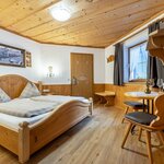 Photo of double room with shower, WC | © copyright cfmedia – Fischbacher Christian