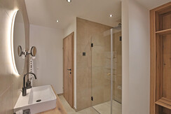 Badezimmer 1