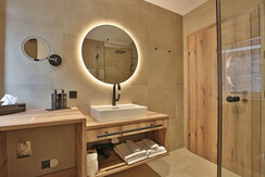 Bathroom Premium