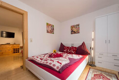 Schlafzimmer 2
