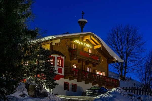Babsi-Alm bei Nacht
