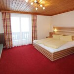 Photo of double room with shower, WC
