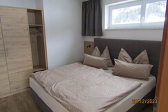 2. Schlafzimmer