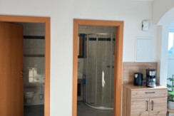 separates WC