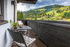 Balkon (2)