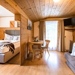 Photo of Pckg, Family room, shower, toilet, economy