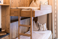 Etagenbett (2)