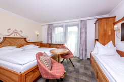 Dreibettzimmer