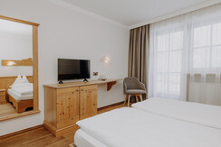LH small (6)