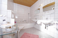 Bad/Dusche