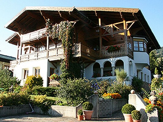 Hausansicht Sommer