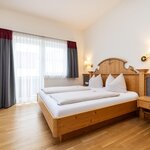Photo of Triple room, separate toilet and bathroom (3 pers.)