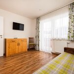 Photo of Family suite, separate toilet and bathroom (4-5 pers.)