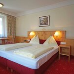 Photo of double room with shower, WC | © Hotel Bischofsmütze